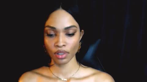 Snapshot of queendom_ing chatting on 12.21.25 Sweet Goddess online show from 12.21.25