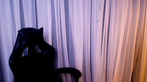 Snapshot of queendom_ing chatting on 02.02.26 Sweet Goddess online show from 02.02.26