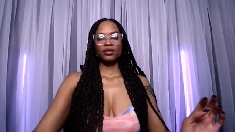 Snapshot of queendom_ing chatting on 03.01.26 Sweet Goddess online show from 03.01.26