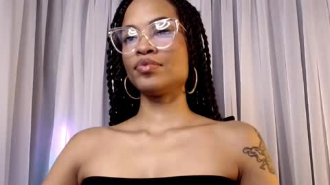 Snapshot of queendom_ing chatting on 03.03.26 Sweet Goddess online show from 03.03.26