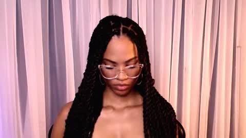 Snapshot of queendom_ing chatting on 03.03.26 Sweet Goddess online show from 03.03.26