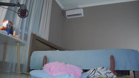 Nelly  INSTA  queenelia  online show from 12.10.24