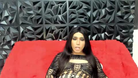 Snapshot of queenielejumbo chatting on 01.18.25 QueenieLeJumbo online show from 01.18.25