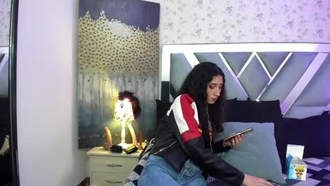 QUEENJEENN online show from 05.07.26