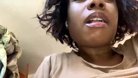 Kourtney online show from 09.14.25