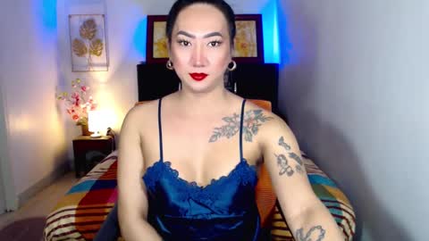 QUEEN online show from 02.23.25