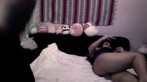 Snapshot of queenofheartsfaerah chatting on 01.13.25 QueenOfHearts online show from 01.13.25