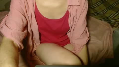 Snapshot of queenoftenderness chatting on 11.22.25 queenoftenderness online show from 11.22.25