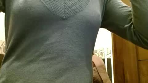 queenoftenderness online show from 02.27.26