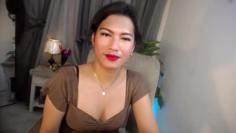 Snapshot of queensabbyvee chatting on 10.19.25 Sabrina online show from 10.19.25