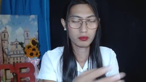 queensteffi online show from 01.30.25