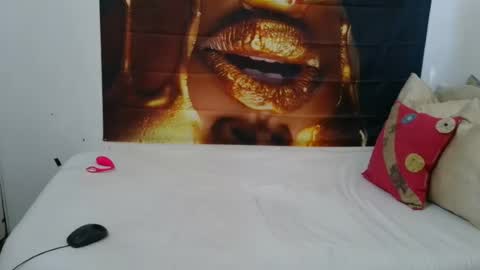 queenteex6993 online show from 07.26.26