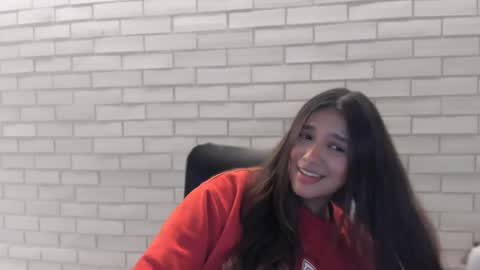 Snapshot of queenv66 chatting on 02.02.25 Val - online show from 02.02.25