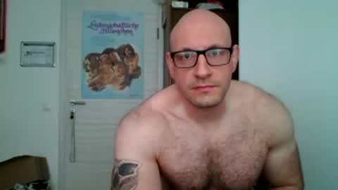 Snapshot of quickz chatting on 10.18.25 quickz online show from 10.18.25