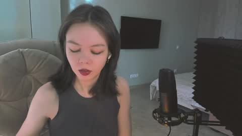 Snapshot of quietluxury chatting on 03.22.26 quietluxury online show from 03.22.26