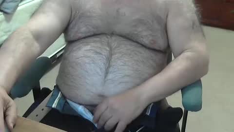 Snapshot of quietnshy2 chatting on 01.27.25 quietnshy2 online show from 01.27.25