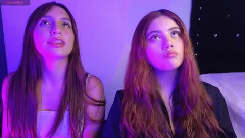 Snapshot of quimexis chatting on 12.18.25 quimexis online show from 12.18.25