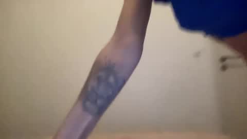 Quinnyelena online show from 02.12.25