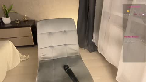 Next stream  December 1 FANSLY Loxrye online show from 02.08.25