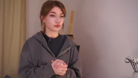 Snapshot of quyenkjos chatting on 11.25.25 Alice online show from 11.25.25