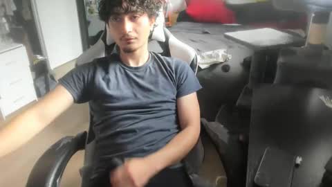 Snapshot of qwert4206 chatting on 02.19.26 qwert4206 online show from 02.19.26