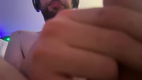 Snapshot of qwertyderpp chatting on 12.14.24 qwerty online show from 12.14.24