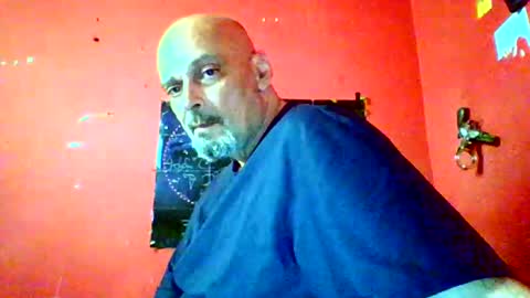 Snapshot of qwertyuiop22348015 chatting on 05.12.26 qwertyuiop22348015 online show from 05.12.26