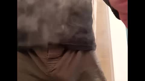 Snapshot of r27822204 chatting on 12.08.24 r2424 online show from 12.08.24