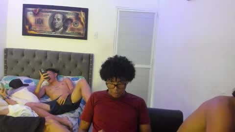 Snapshot of raccon_master chatting on 09.27.25 raccon_master online show from 09.27.25