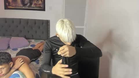 Snapshot of raccon_master chatting on 09.28.25 raccon_master online show from 09.28.25