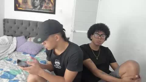 Snapshot of raccon_master chatting on 10.01.25 raccon_master online show from 10.01.25