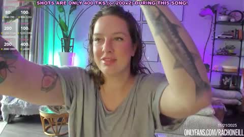 Snapshot of rach_oneill chatting on 11.21.25 Rach ONeill online show from 11.21.25