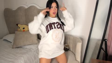 Snapshot of rachaeldeckard chatting on 12.24.24 natalia - online show from 12.24.24