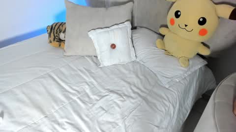 Snapshot of rachaeldeckard chatting on 01.24.25 natalia - online show from 01.24.25