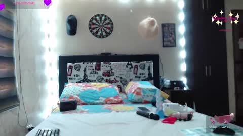 Snapshot of rachel_111 chatting on 02.25.25 Rachel online show from 02.25.25