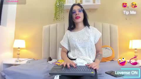 Rachel Donnelly online show from 07.28.26