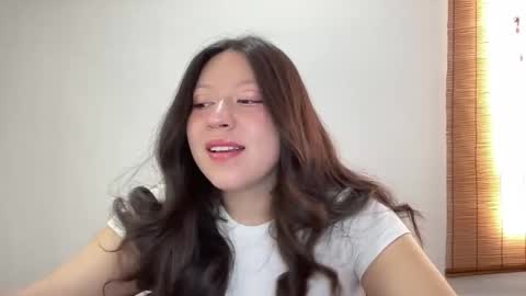 Snapshot of rachel_james__ chatting on 11.30.25 rachel james online show from 11.30.25