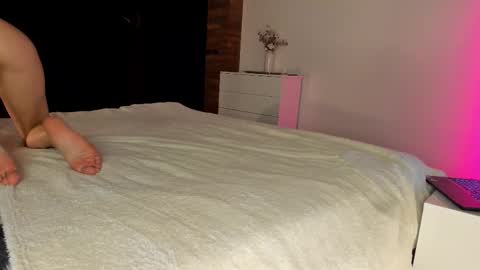 Snapshot of rachel_rey chatting on 09.25.25 Sherryl online show from 09.25.25