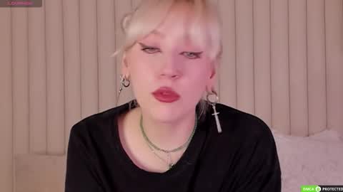 Snapshot of rachelcart chatting on 09.15.25 RachelCart online show from 09.15.25