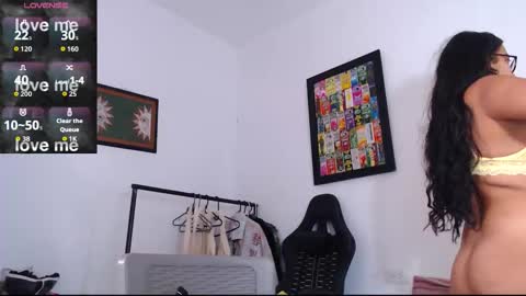 Snapshot of rachell_420 chatting on 12.18.25 rachell_420 online show from 12.18.25