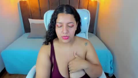 Snapshot of rachell_honey7 chatting on 02.28.25 Rachel online show from 02.28.25