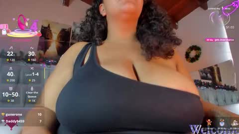 Snapshot of rachell_honey7 chatting on 12.05.25 Rachel online show from 12.05.25