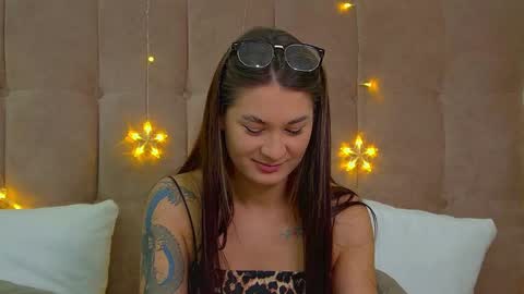 RachellSimpson online show from 01.13.25