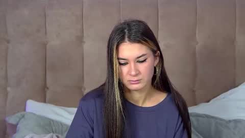 RachellSimpson online show from 11.15.25