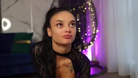 Snapshot of rachelravee chatting on 11.13.25 Ann online show from 11.13.25