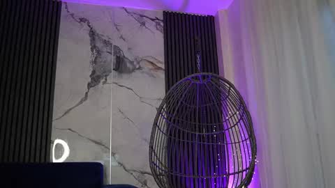 Snapshot of rachelravee chatting on 11.20.25 Ann online show from 11.20.25