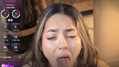 Snapshot of rachelruizz chatting on 09.19.25 RACHEL online show from 09.19.25