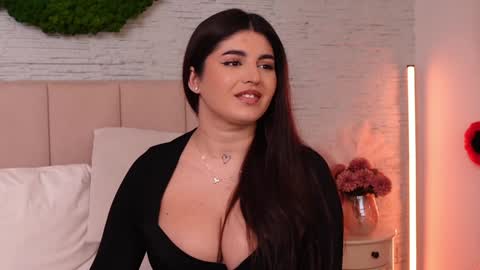 Snapshot of rachelswaan chatting on 12.02.24 RachelSwaan online show from 12.02.24
