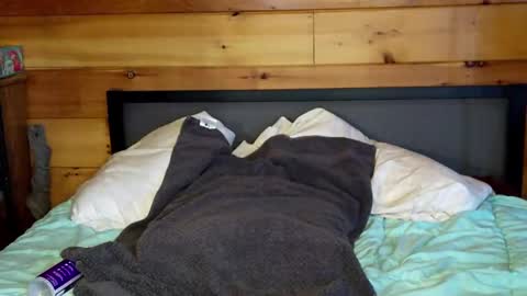 Rachel Price online show from 02.20.25