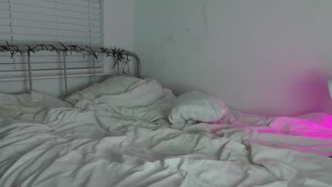 Rachel Yung online show from 12.24.24